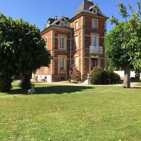 Dom wakacyjny Maison De Maitre *