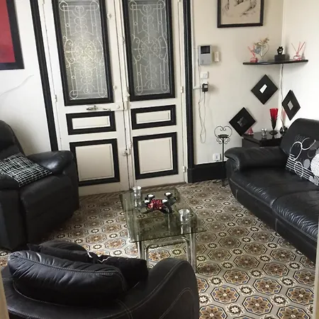 Dom wakacyjny Maison De Maitre *